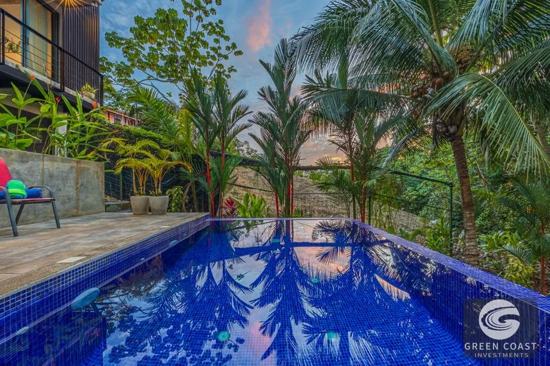 Uvita Modern Industrial Villa: Prime Location, Infinity Pool & Rental Income Potential — view 7, Bahía Ballena, Osa, Costa Rica