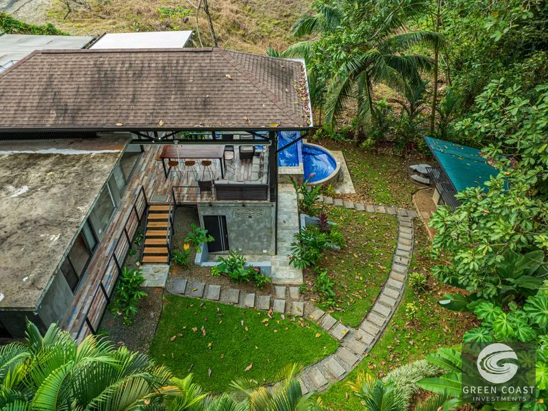 Uvita Modern Industrial Villa: Prime Location, Infinity Pool & Rental Income Potential — view 14, Bahía Ballena, Osa, Costa Rica
