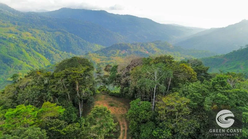 San Luis Ridgetop: Ocean & Mountain View Estate with 3 Building Sites & Subdivision Potential — view 2, Uvita, Costa Rica