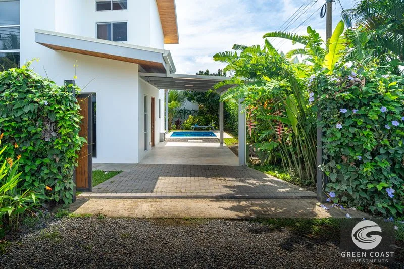 Ojochal Oasis: Modern 3-Bed Home with Pool, Mountain Views & Walk to Town — view 2, Ojochal, Osa, Costa Rica