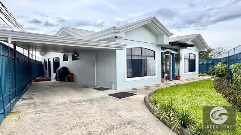 Grecia Luxury: 5-BR Single-Story Oasis with Garden, 5 Mins to Downtown — view 1, grecia, Grecia, Costa Rica