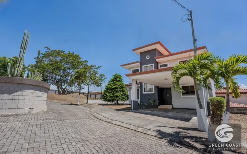 Grecia Luxury: 5-BR Single-Story Oasis with Garden, 5 Mins to Downtown — view 7, grecia, Grecia, Costa Rica