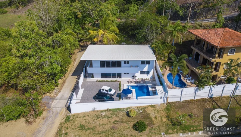 Surfside Duplex: 8-Bed Income Property with Private Pool Near Playa Hermosa — view 3, Jacó, Garabito, Costa Rica