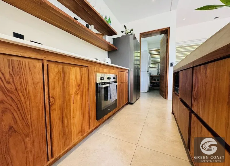 Eco-Luxury 3-Bed Home Near Hermosa Beach w/ Pool & Ocean Glimpses — view 12, Jacó, Garabito, Costa Rica