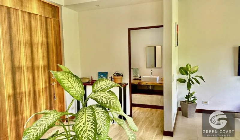 Eco-Chic 2-Bed Townhouse with Ocean Peek & Solar in Gated Hermosa Community — view 10, Garabito, Costa Rica