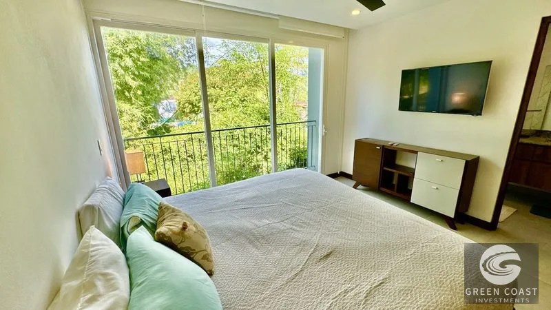 Eco-Chic 2-Bed Townhouse with Ocean Peek & Solar in Gated Hermosa Community — view 18, Costa Rica