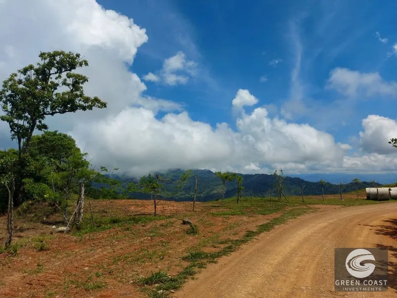Uvita Ocean & Waterfall View Lot: 3.36 Acres, 2 Pads, Fruit Trees, 4x4 Access — view 5, Uvita, Costa Rica