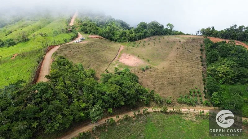 Uvita Ocean & Waterfall View Lot: 3.36 Acres, 2 Pads, Fruit Trees, 4x4 Access — view 14, Uvita, Costa Rica