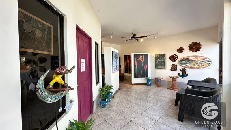Prime Uvita Commercial Hub: High-Traffic Location with Expansion Potential & Garden Oasis — view 5, Uvita, Costa Rica