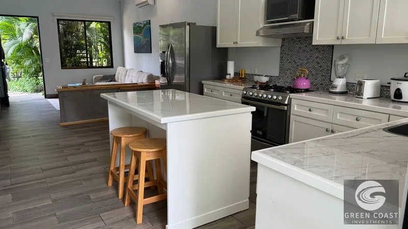 Uvita Oasis: Turn-Key 2-Bed Home with Pool, Steps from Marino Ballena National Park — view 6, Uvita, Costa Rica