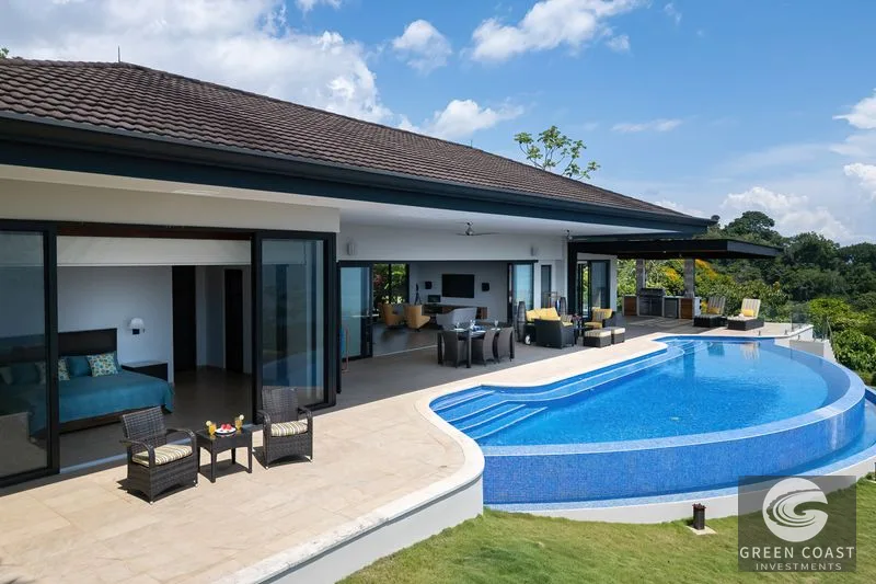 Luxury Ocean View Estate in Ojochal: Infinity Pool, Sunset Views & Privacy — view 4, Costa Rica, Costa Rica