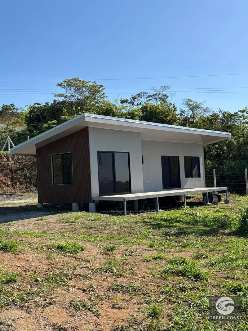 New home, spectacular ocean view in Playa Hermosa, Jaco.