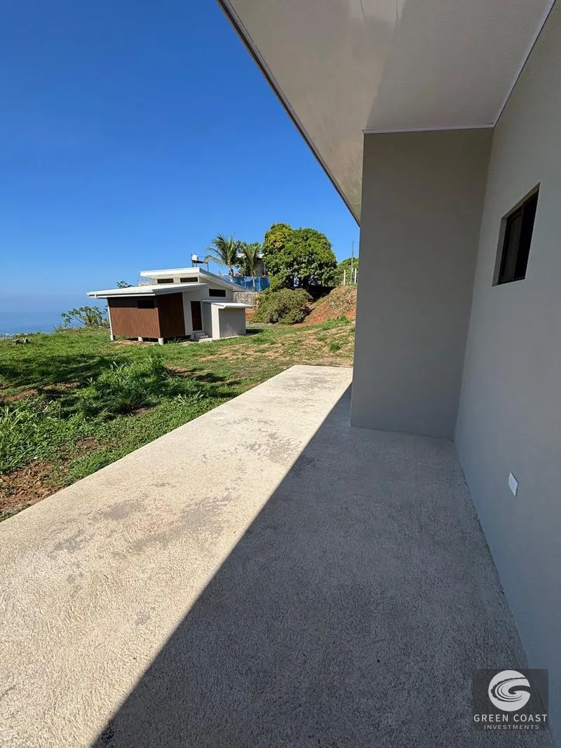 New home, spectacular ocean view in Playa Hermosa, Jaco.
