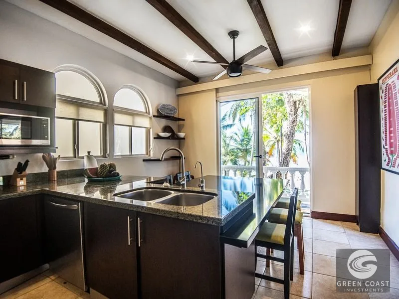 Luxury 5-Bedroom Beachfront Home in Jacó Beach Village – Walk to Surf & Town — view 7, Jaco, Costa Rica