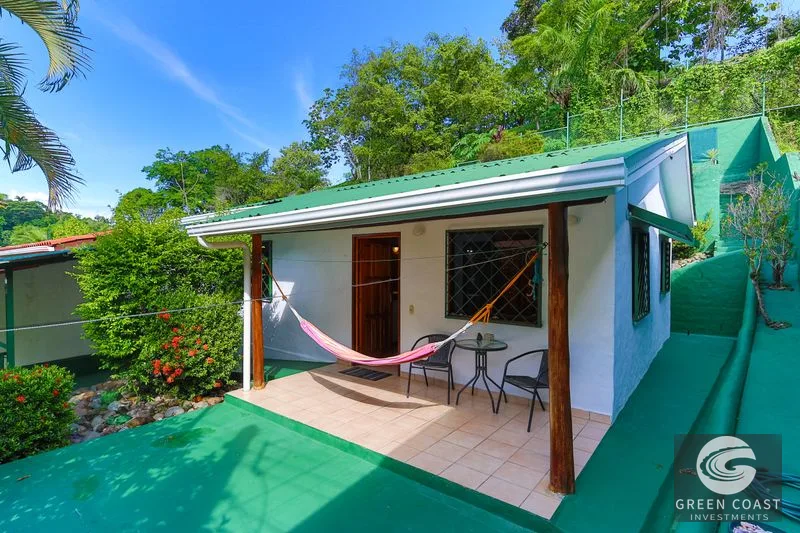 Stunning 4-Bed Villa with Pool & Ocean Views - Green Coast Investment Opportunity! — view 2, San José, Costa Rica