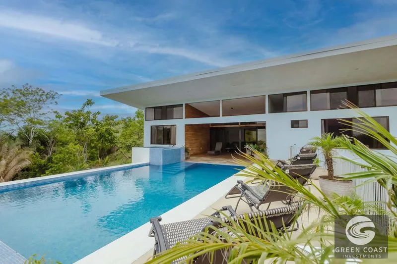 Solar Mountain Retreat: Infinity Ocean Views, Off-Grid Luxury & Serenity Near Quepos — view 1, Quepos, Parrita, Costa Rica