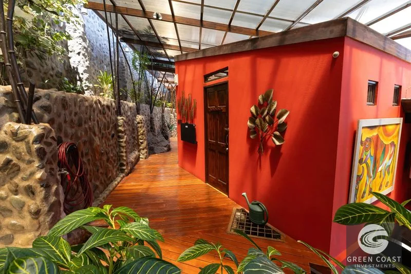 Ocean-View Luxury Estate with 3 Private Suites, Pool & Gardens in Manuel Antonio — view 11, Manuel Antonio, Quepos, Costa Rica