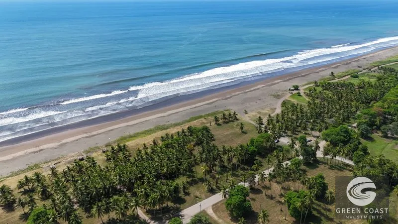 Prime Titled 12.3-Acre Beachfront Development Land in Palo Seco – Walk to Sand, Build Your Vision — view 10, Playa palo seco, Parrita, Costa Rica