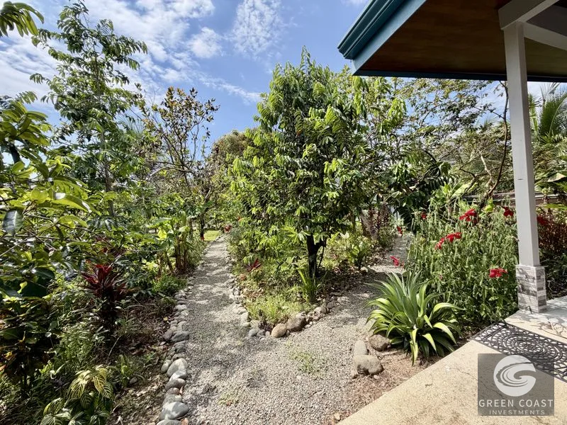 Coastal Income Oasis: 5-Unit Property with Fruit Garden Near Dominical Beaches — view 4, Hatillo, Quepos, Costa Rica