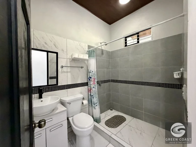 Coastal Income Oasis: 5-Unit Property with Fruit Garden Near Dominical Beaches — view 12, Hatillo, Quepos, Costa Rica