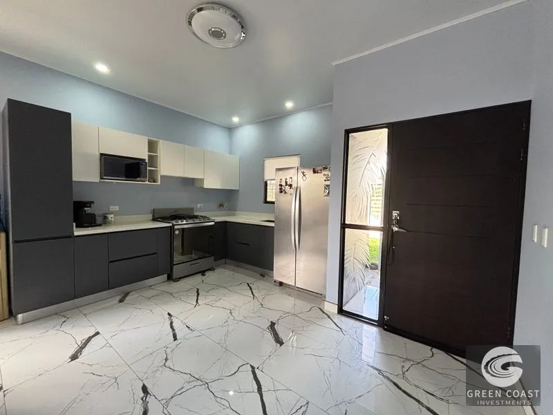 Coastal Oasis: 2-Bed Home with Expansive Lot, Room for Pool & Views Near Parrita Beaches — view 5, Parrita, Parrita, Costa Rica