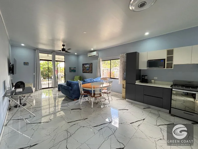 Coastal Oasis: 2-Bed Home with Expansive Lot, Room for Pool & Views Near Parrita Beaches — view 8, Parrita, Parrita, Costa Rica