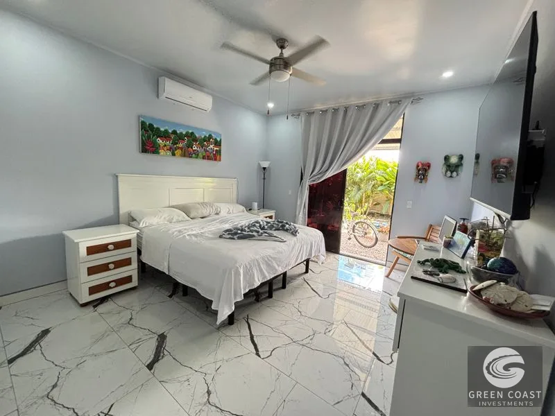 Coastal Oasis: 2-Bed Home with Expansive Lot, Room for Pool & Views Near Parrita Beaches — view 13, Parrita, Parrita, Costa Rica