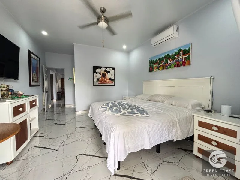 Coastal Oasis: 2-Bed Home with Expansive Lot, Room for Pool & Views Near Parrita Beaches — view 15, Parrita, Parrita, Costa Rica