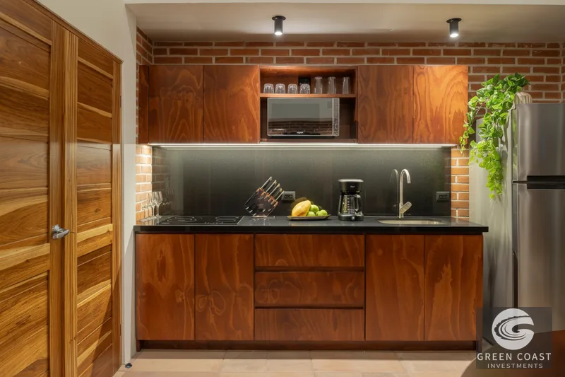 Jaco Beach Luxury Condo: Modern 3-Bed Retreat with Private Pool & Gated Amenities — view 5, Garabito, Costa Rica