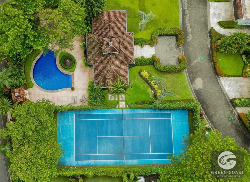 Herradura Luxury Villa: Gated, Furnished, Private Pool – Steps to Beach — view 8, Playa Herradura, Garabito, Costa Rica