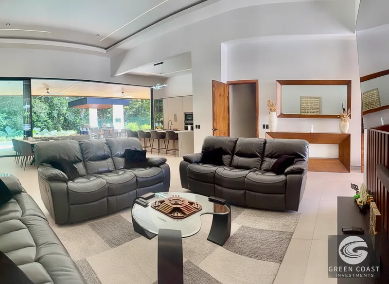 Herradura Luxury Villa: Gated, Furnished, Private Pool – Steps to Beach — view 11, Playa Herradura, Garabito, Costa Rica
