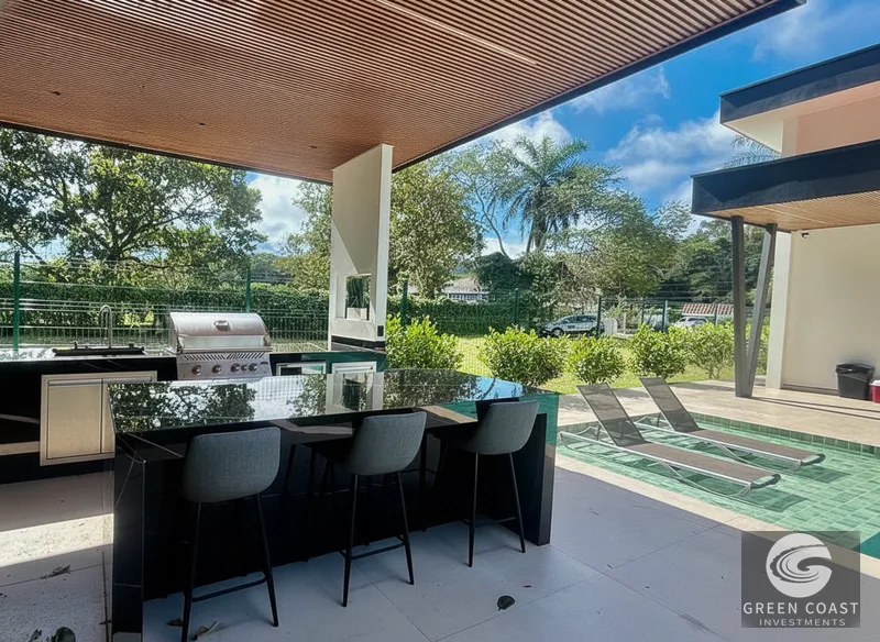Herradura Luxury Villa: Gated, Furnished, Private Pool – Steps to Beach — view 25, Playa Herradura, Garabito, Costa Rica