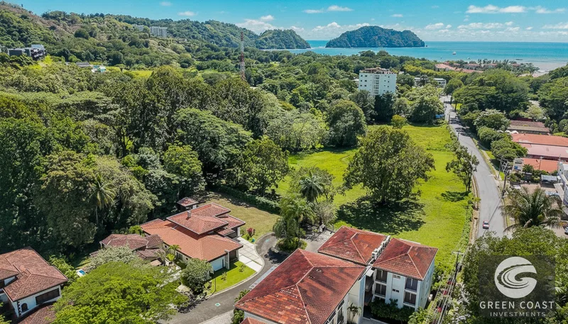 Herradura Luxury Villa: Gated, Furnished, Private Pool – Steps to Beach — view 30, Playa Herradura, Garabito, Costa Rica