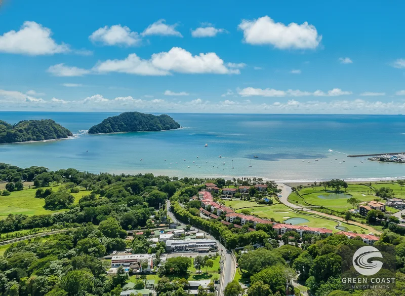 Herradura Luxury Villa: Gated, Furnished, Private Pool – Steps to Beach — view 37, Playa Herradura, Garabito, Costa Rica