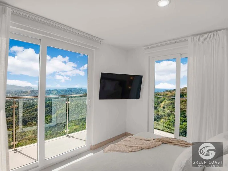 Luxury Oceanview Penthouse with Private Jacuzzi Terrace in Herradura — view 10, Jacó, Costa Rica