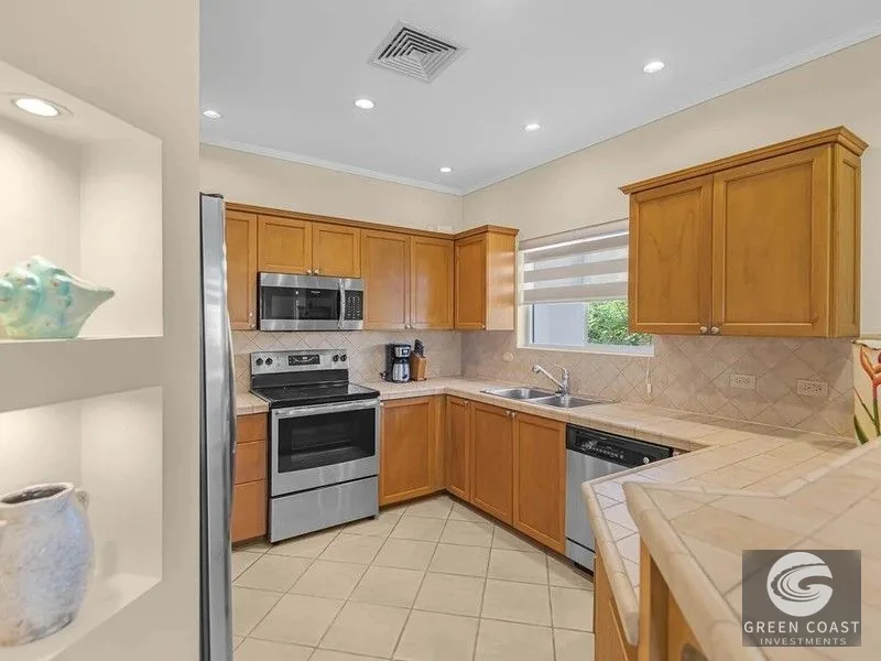 Luxury 3-Bed Condo in Los Sueños: Golf Course & Rainforest Views — view 8, Jacó, Costa Rica