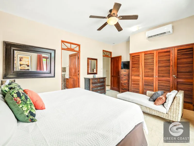 Oceanfront Jaco Condo with Private Rooftop Terrace & Pool Access — view 8, Jaco, Costa Rica