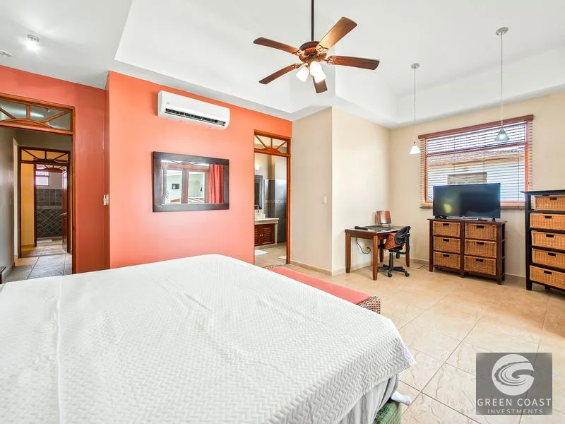 Oceanfront Jaco Condo with Private Rooftop Terrace & Pool Access — view 12, Jaco, Costa Rica