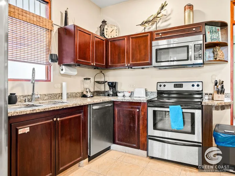 Oceanfront Jaco Condo with Private Rooftop Terrace & Pool Access — view 16, Jaco, Costa Rica