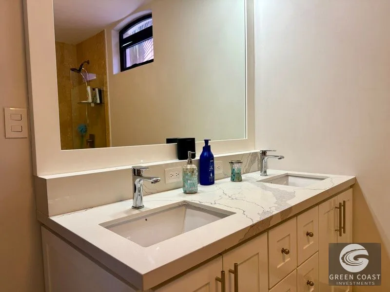 Oceanfront Jaco Condo: Fully Remodeled 3-Bed, Turnkey Living at Tres Regalos — view 15, Jaco, Costa Rica