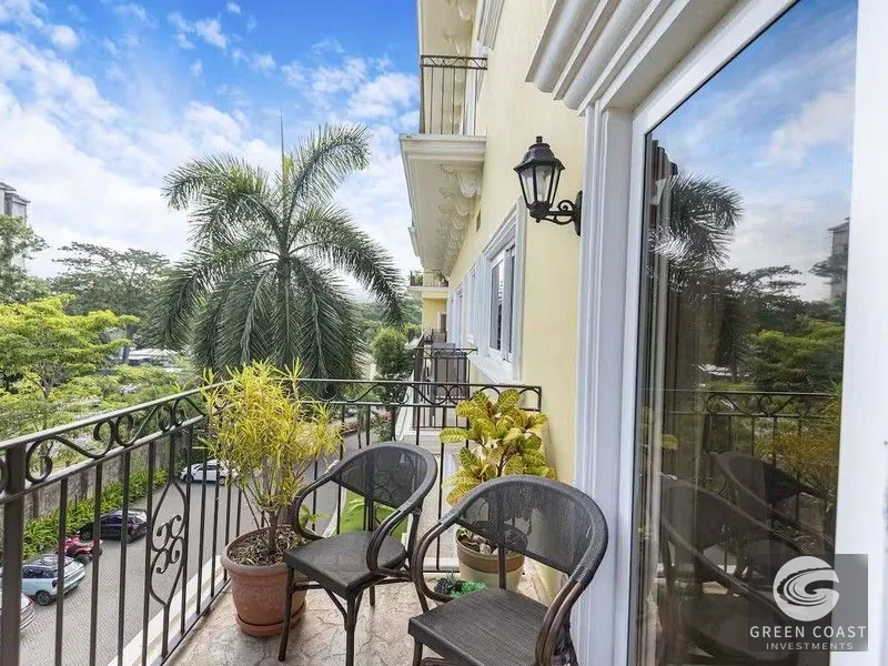 Oceanfront 2-Bed Condo in Jacó: Turnkey Beachfront Living with Pool & Views — view 16, Jaco, Costa Rica
