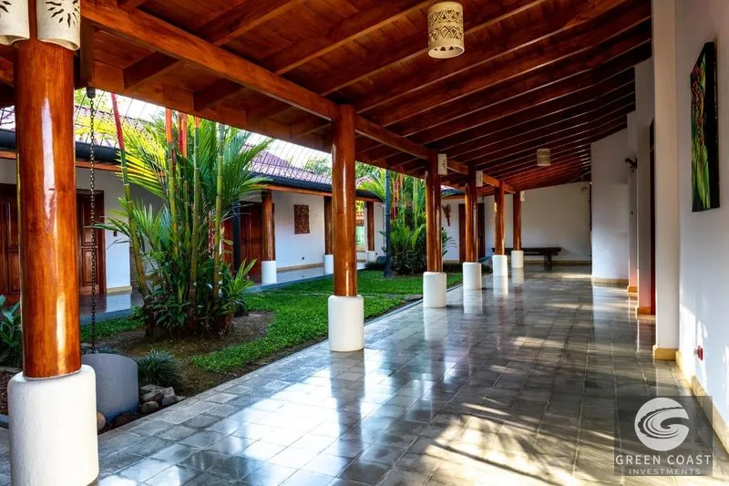 Ojochal Luxury Estate: Ocean, Mountain & Valley Views with Eco-Conscious Design — view 12, Ojochal, Ojochal, Costa Rica