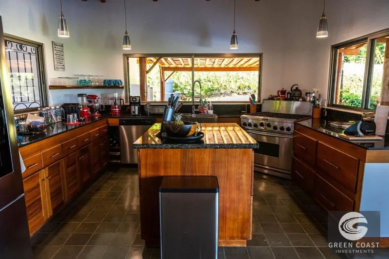 Ojochal Luxury Estate: Ocean, Mountain & Valley Views with Eco-Conscious Design — view 19, Ojochal, Ojochal, Costa Rica