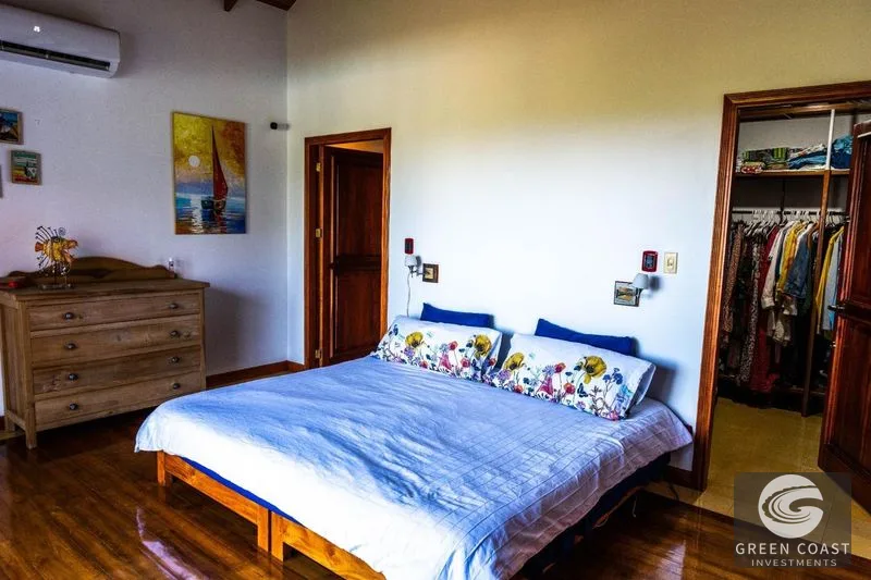 Ojochal Luxury Estate: Ocean, Mountain & Valley Views with Eco-Conscious Design — view 22, Ojochal, Ojochal, Costa Rica