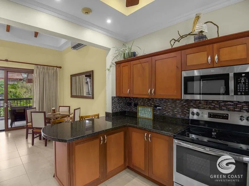 Beachfront Jacó Condo: 2 Beds, 3 Baths, Fully Furnished with Pool & Gated Security — view 16, Jacó, Garabito, Costa Rica