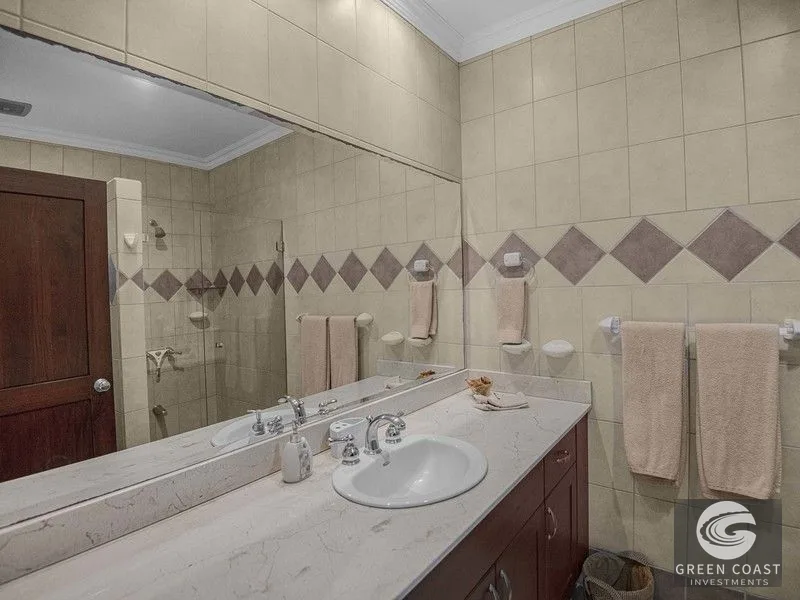 Beachfront Jacó Condo: 2 Beds, 3 Baths, Fully Furnished with Pool & Gated Security — view 26, Jacó, Garabito, Costa Rica