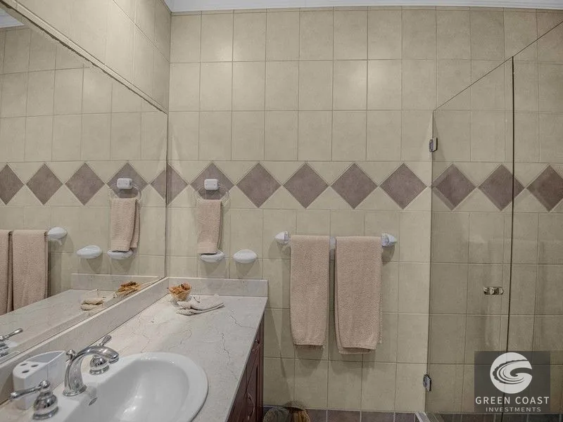 Beachfront Jacó Condo: 2 Beds, 3 Baths, Fully Furnished with Pool & Gated Security — view 27, Jacó, Garabito, Costa Rica