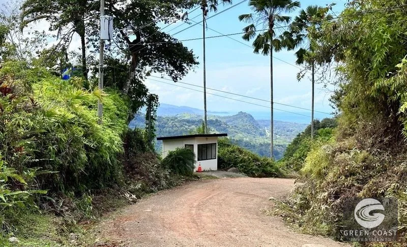Mountain-View Tropical Paradise with Main Home & Studio Cabin in Portalon — view 11, Portalon de Quepos, Quepos, Costa Rica