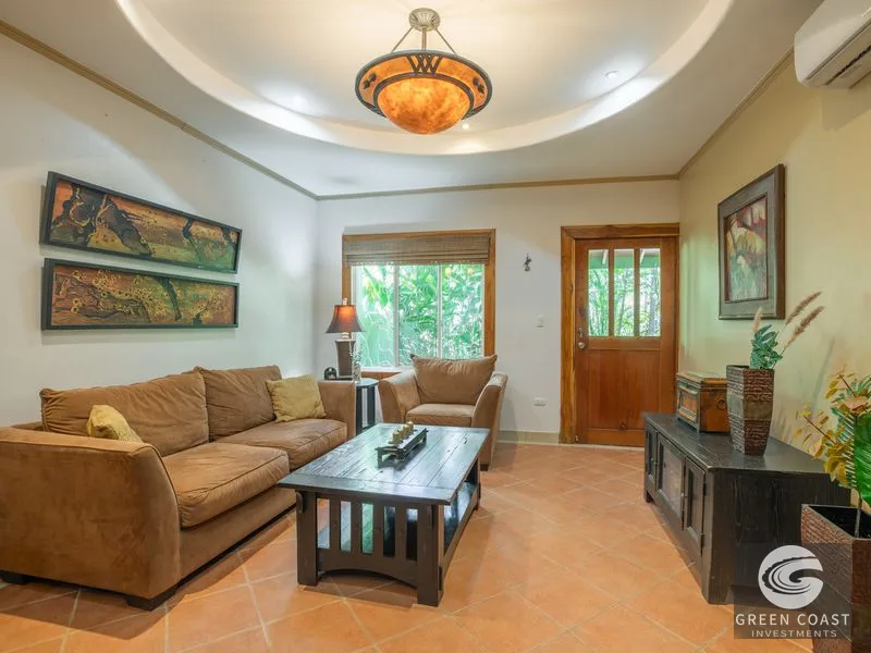 Jaco Beachfront Condo: Fully Furnished 2-Bed, Poolside Luxury in Gated Community — view 31, Jacó, Garabito, Costa Rica