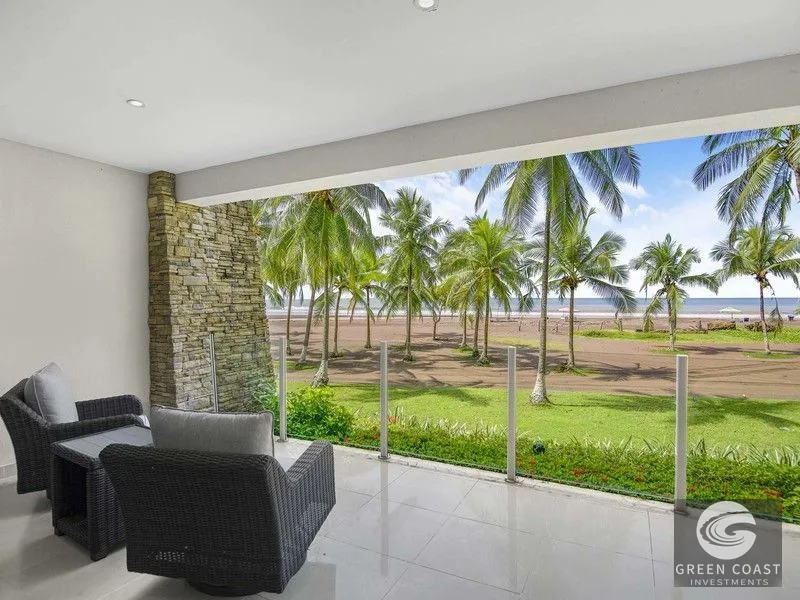 Luxury Beachfront Condo in Jacó: Fully Renovated, Turn-Key & Oceanfront — view 3, Jacó, Costa Rica